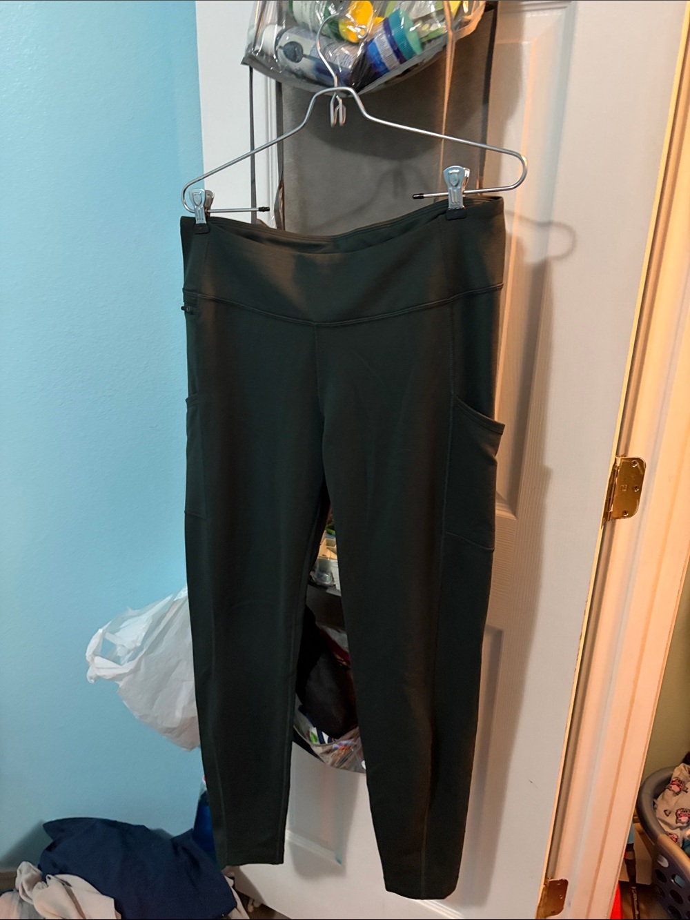 Patagonia packout Dark Green Women's Active Leggings with Side Pockets